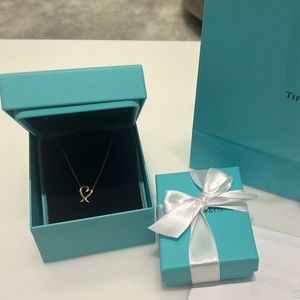 Tiffany&Co Loving heart Necklace (New)